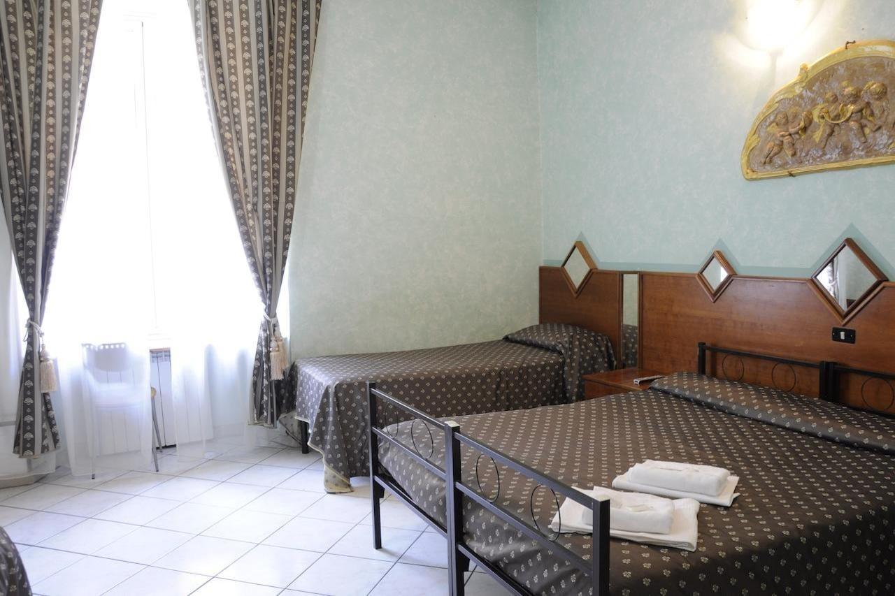 Hotel Farini Рим Екстер'єр фото