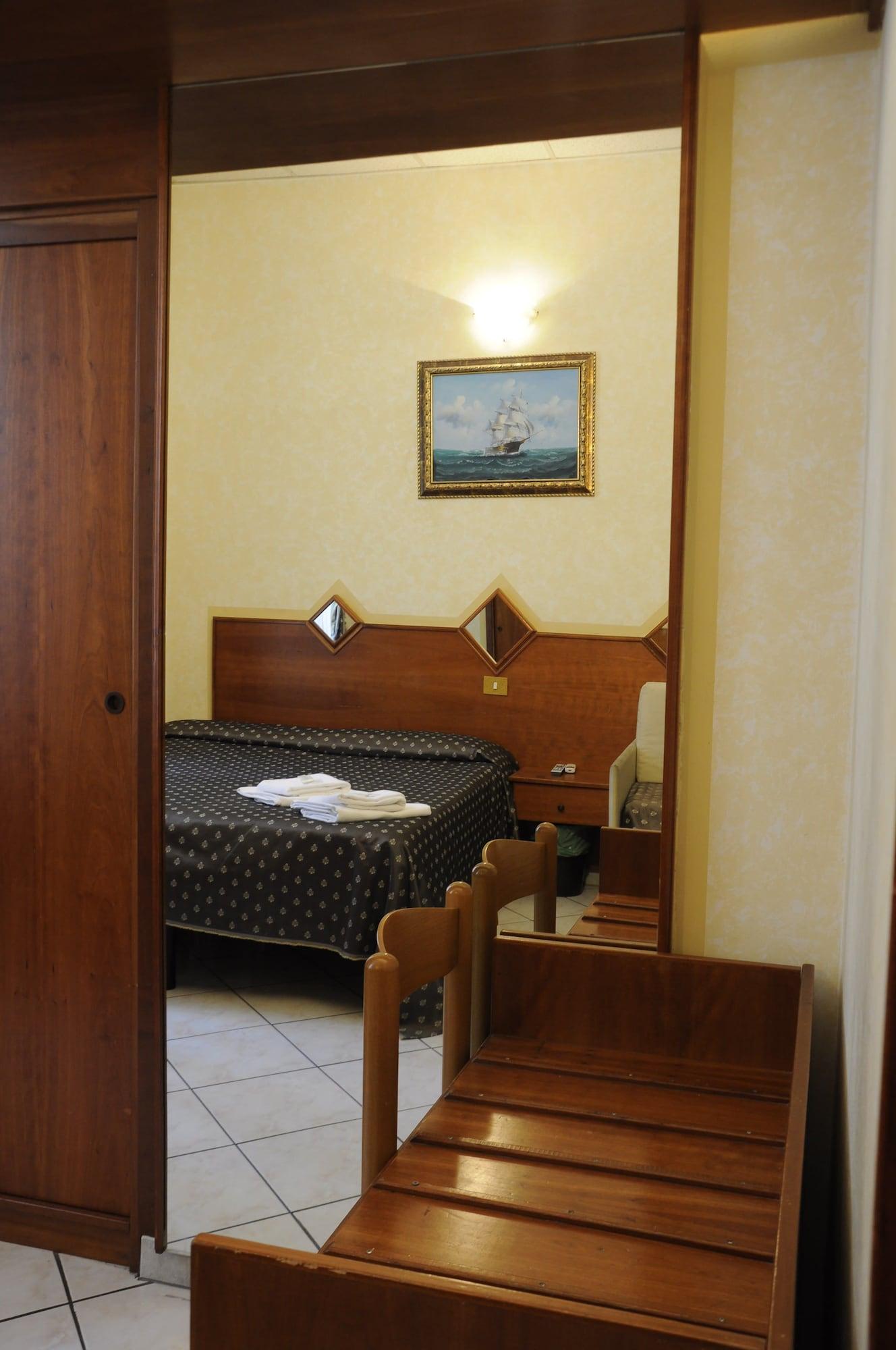Hotel Farini Рим Екстер'єр фото
