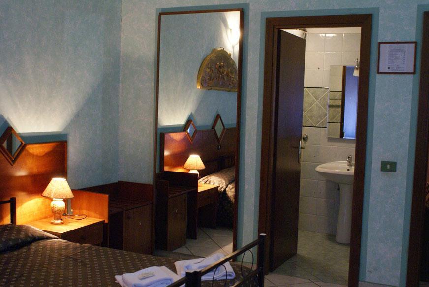 Hotel Farini Рим Екстер'єр фото