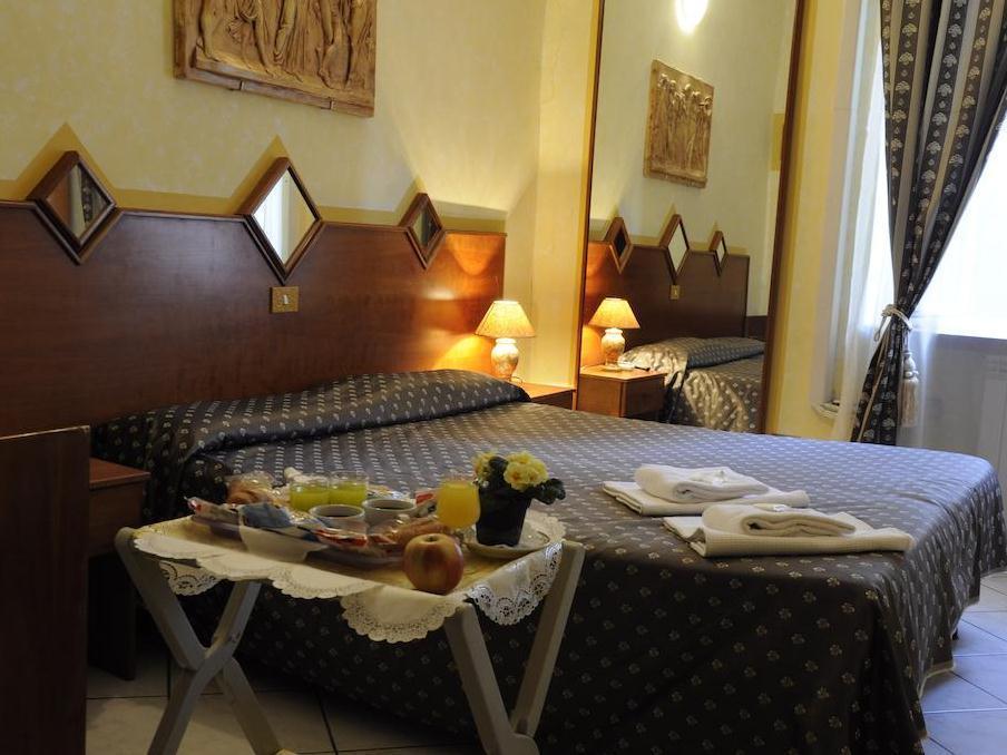 Hotel Farini Рим Екстер'єр фото