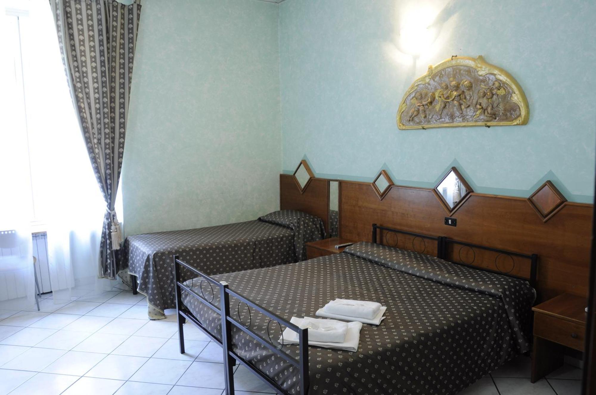 Hotel Farini Рим Номер фото