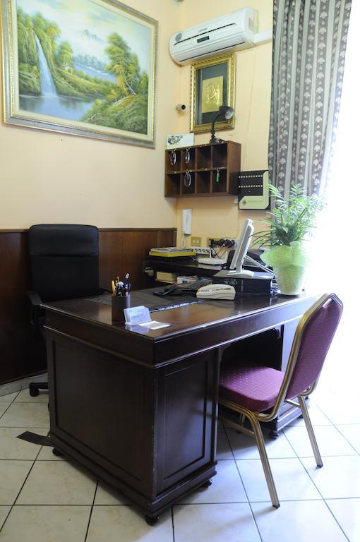 Hotel Farini Рим Екстер'єр фото